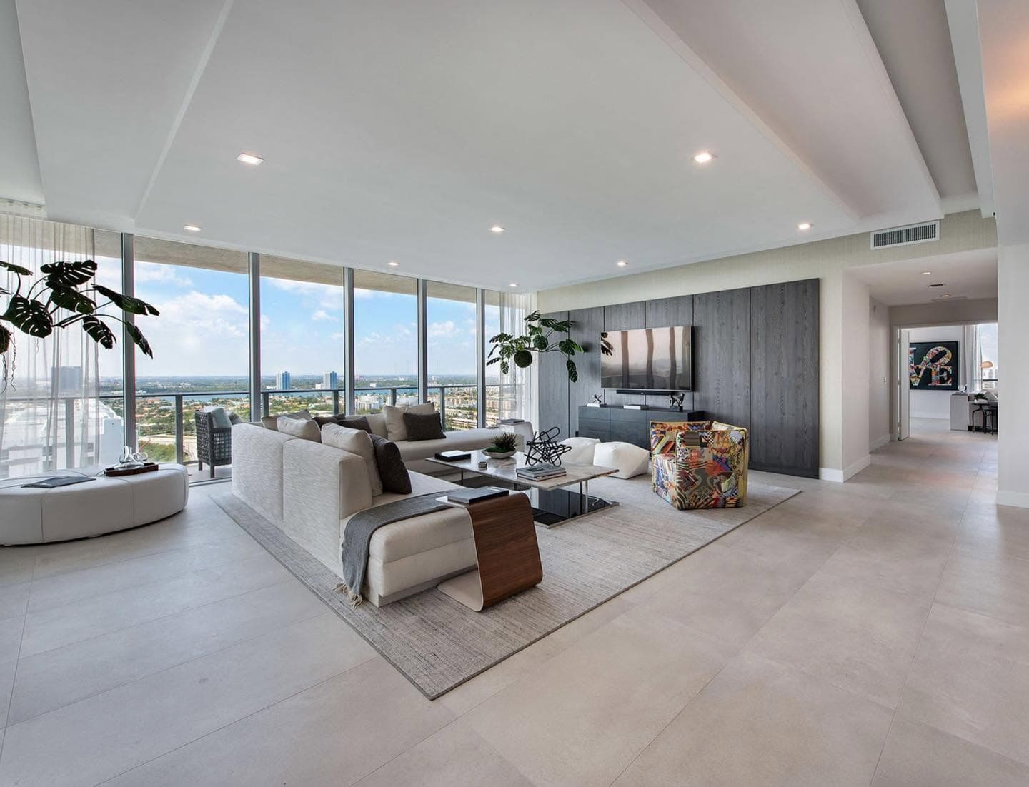 Parque Towers amenity or residence view